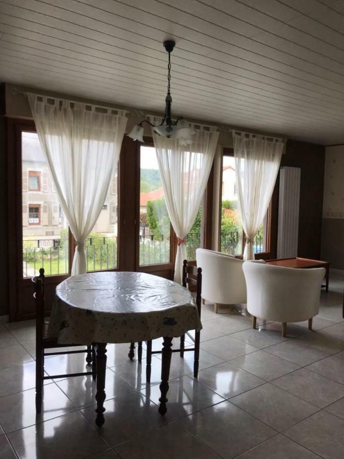 Belle-Vue Villa Givet Esterno foto